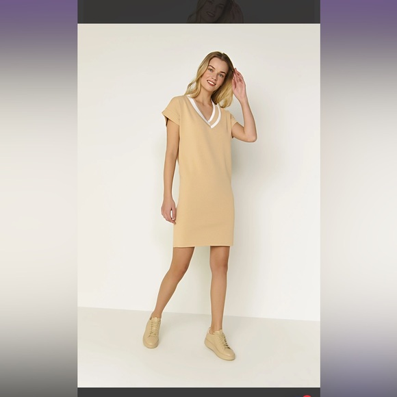 Knit dress. NWT. Mini dress - Picture 3 of 4